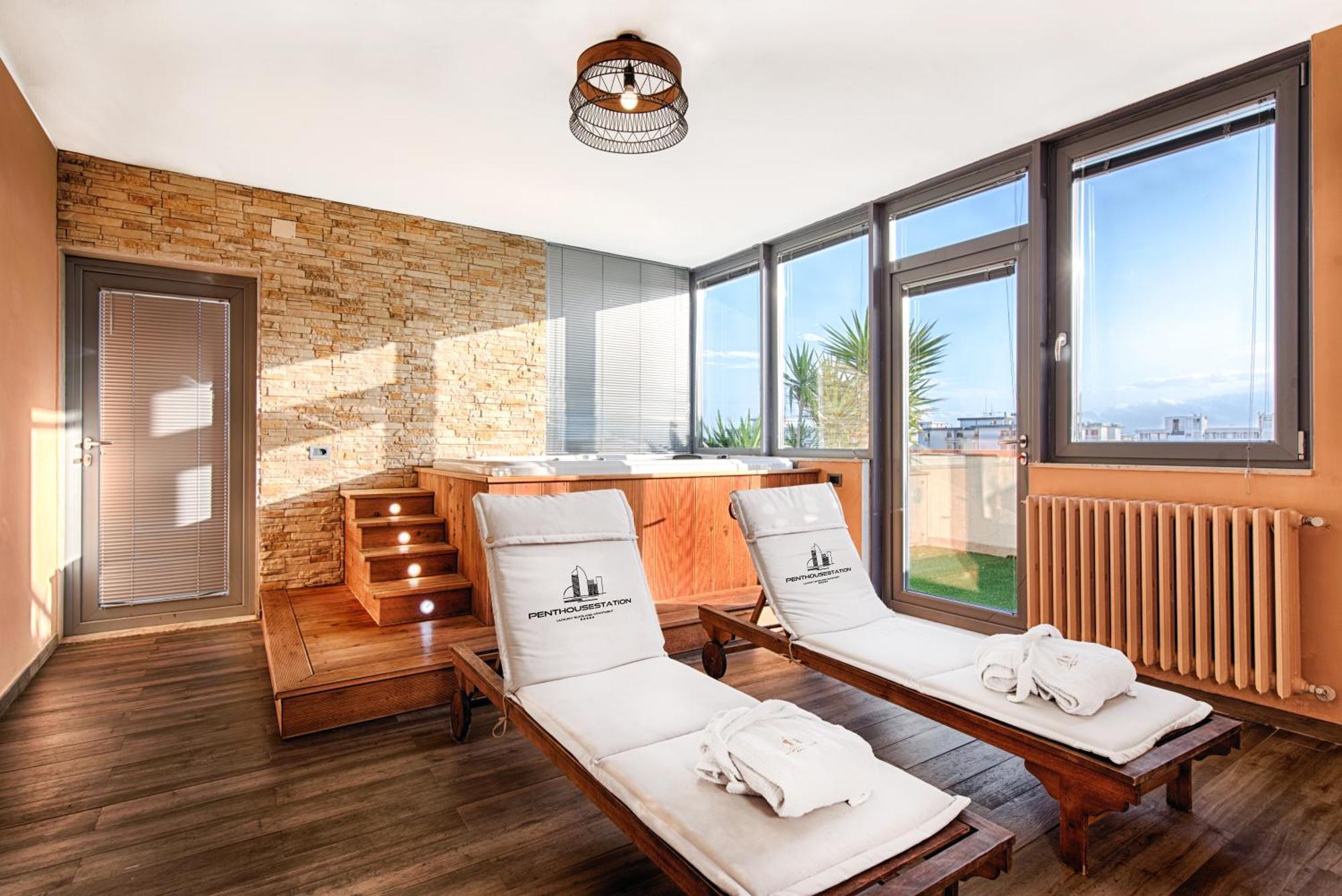 Penthouse Station Luxury Apts Le Dimore Brindisi Esterno foto